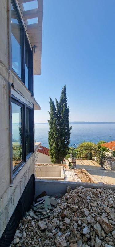 Luxury new duplex apartment on Ciovo, 60 meters from the sea