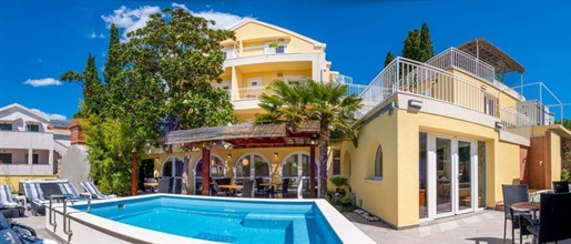 Tolles Hotel mit Meerblick und Pool an der Riviera von Dubrovnik