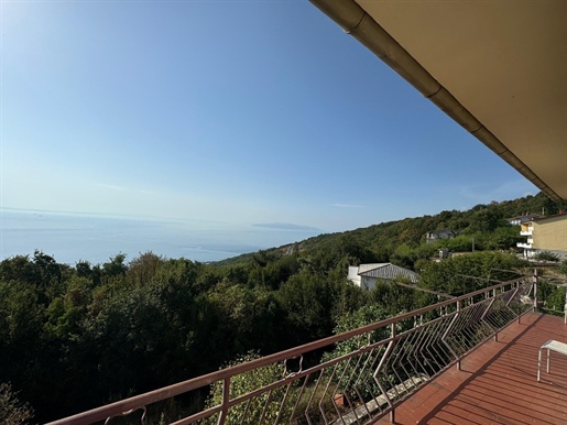 Land plot for sale with sea views in Bregi over Opatija