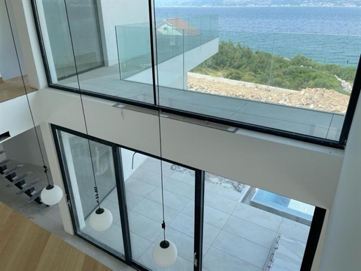Luxurious first line villa for sale on Brac in Splitska