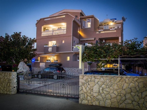 Attractive rental property for sale in Zadar area (Borik)