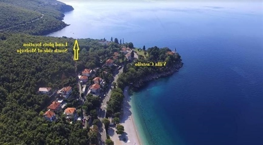Two land plots for sale in Lovran just 50 meters from the sea