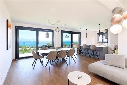 Luxury duplex in Ika, Opatija, for sale