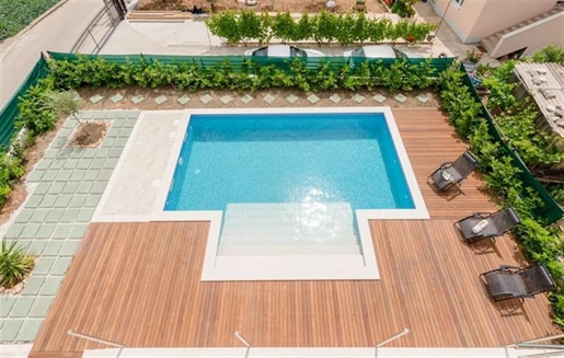 New villa on Ciovo peninsula with swimming pool and Adriatic sea views
