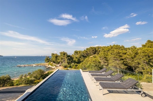Glamorous newly built villa on the island Ugljan, first row to the sea