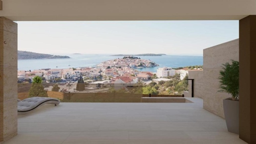 Gorgeous penthouse with stunning sea views in Primosten