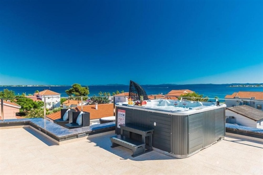 Luxury apart-hotel in Zadar area on Vir just 100 meters from the sea, with fantastic sea views