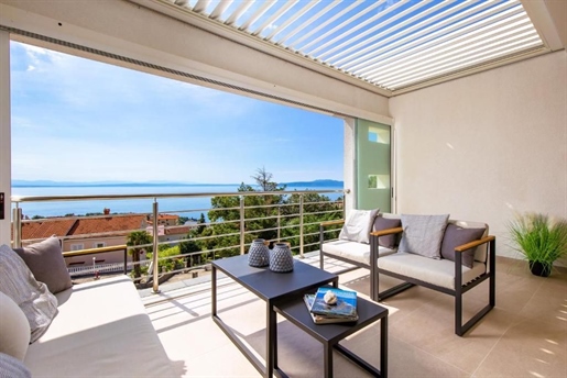 Apartment in Ičići, Opatija, with great sea view, for sale