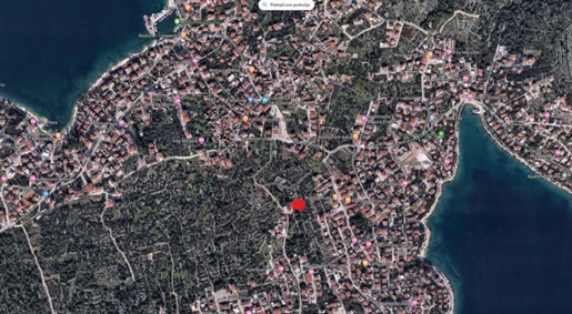 Spacious building land for sale on Ciovo, 3200 sq.m.