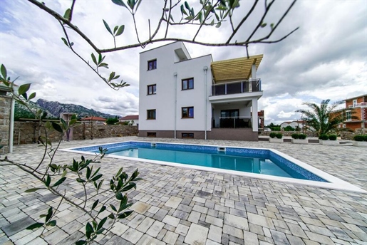 New modern villa in Seline just 100 meters from the sea
