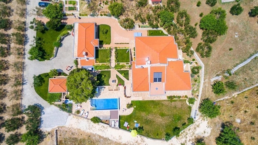 Einzigartige Hacienda im mediterranen Stil mit Panoramablick in der Gegend von Split