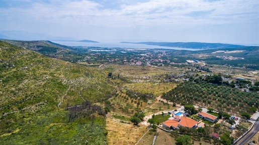 Einzigartige Hacienda im mediterranen Stil mit Panoramablick in der Gegend von Split
