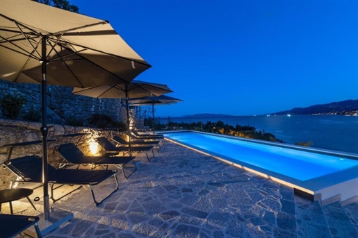 Luxuriöses Apartment mit 3 Schlafzimmern an der Riviera von Opatija in einer Boutique-Residenz in de