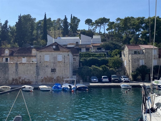 Original property only 50 meters from the sea on Brac island in Bobovisce