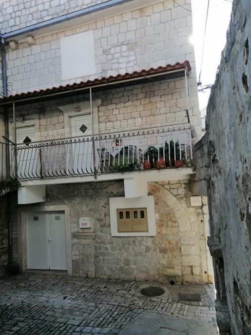 Stone house for sale in misterious Kastel Luksic just 100 meters from the sea