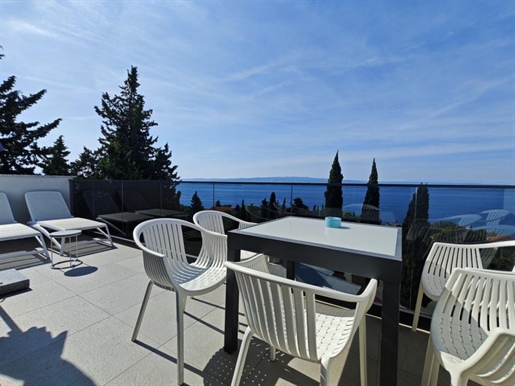 Ideal penthouse in a perfect location of Crikvenica 300 meters from the sea
