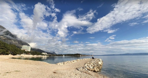 Tourist property for sale in Makarska just 100 meters from the beach