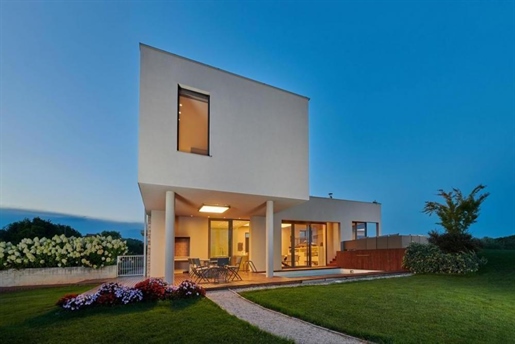 Unique luxury modern villa with sea view in Umag area with land of 4956 sq.m.