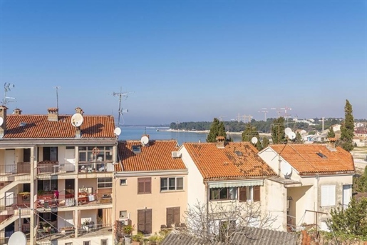 Penthouse in the city center of Porec with sea view just 200 meters from the sea