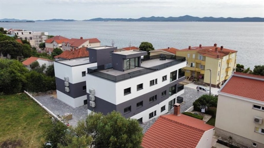 Luxuriöses Penthouse in Kozino, Zadar, nur 30 m vom Meer entfernt