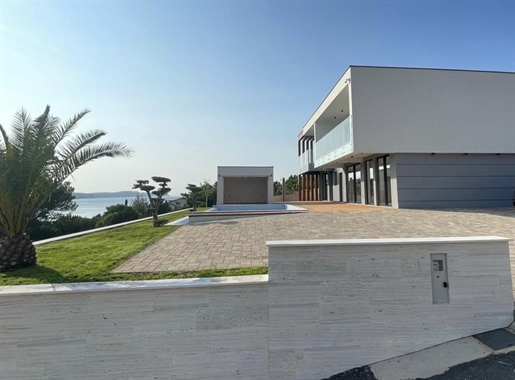 Neue moderne Villa in Stara Novalja, Halbinsel Pag, 100 m vom Meer entfernt