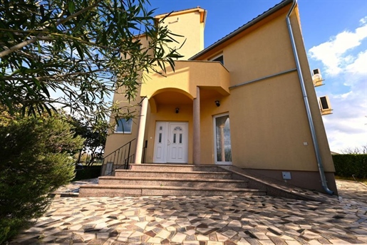 Apart-House of 5 apartments in Valbandon, Fažana
