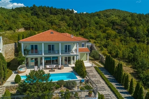 Wonderful villa in Crikvenica within greenery, with sea views