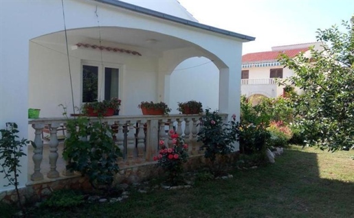 Lovely house in Sevid just 50 meters from the sea