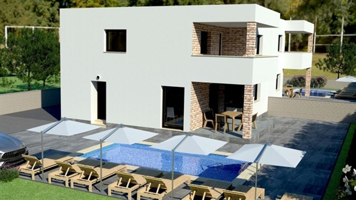 Property of two attached villettas with swimming pools for sale at Roh-Bau stage, Porec area