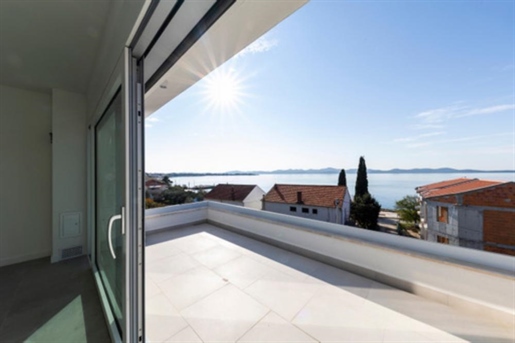 Luxury penthouse in a new residence in Diklo, just 40 meters from the beach