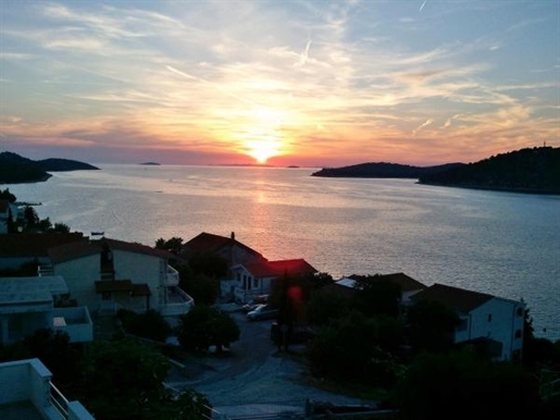 Tourist property with 4 apartments in Razanj, for sale