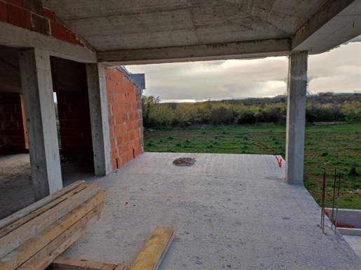 Semi-Detached villa under construction with swimming pool and sea view in Vodnjan area