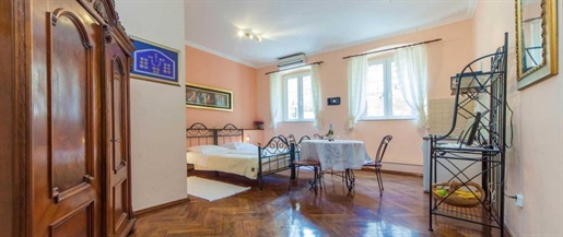 Boutique apart-house in the center of Dubrovnik with investment potential