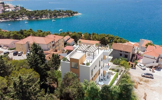 Irresistibly charming penthouse with a roof terrace on Ciovo in a new residence 150 meters from the