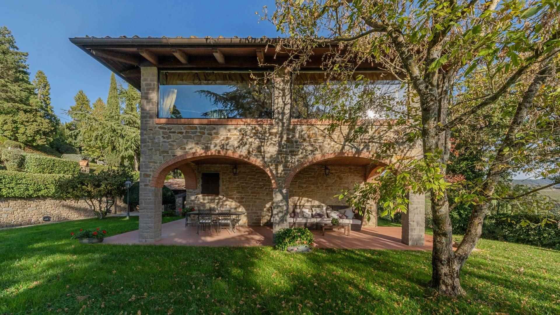 Purchase: House (52100)