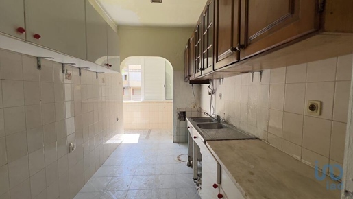 Apartment with 3 Rooms in Lisboa with 73,00 m²