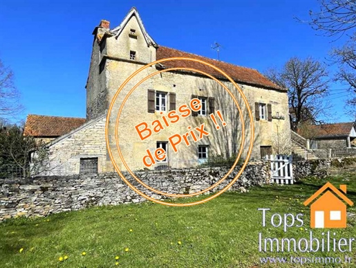 A charming 2 Bedrooms stone farmhouse with barns, stables, and 3 hectares of land