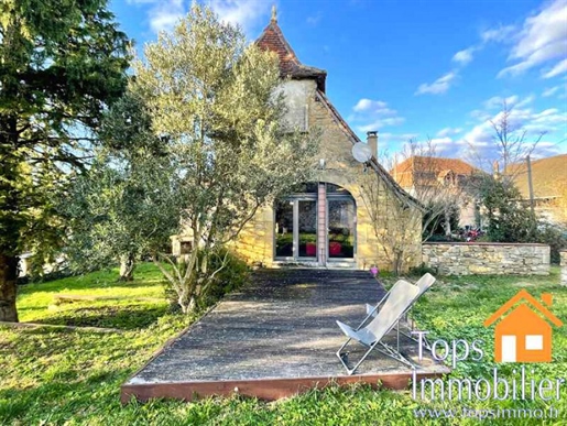3 bedroom traditionnal stone house near Figeac and Villeneuve