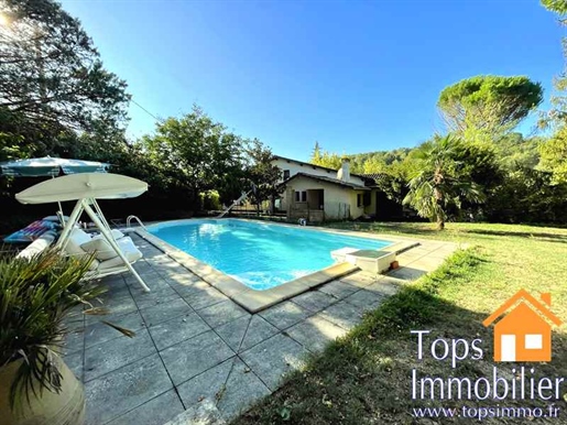4 Bedrooms house with pool near Villefranche
