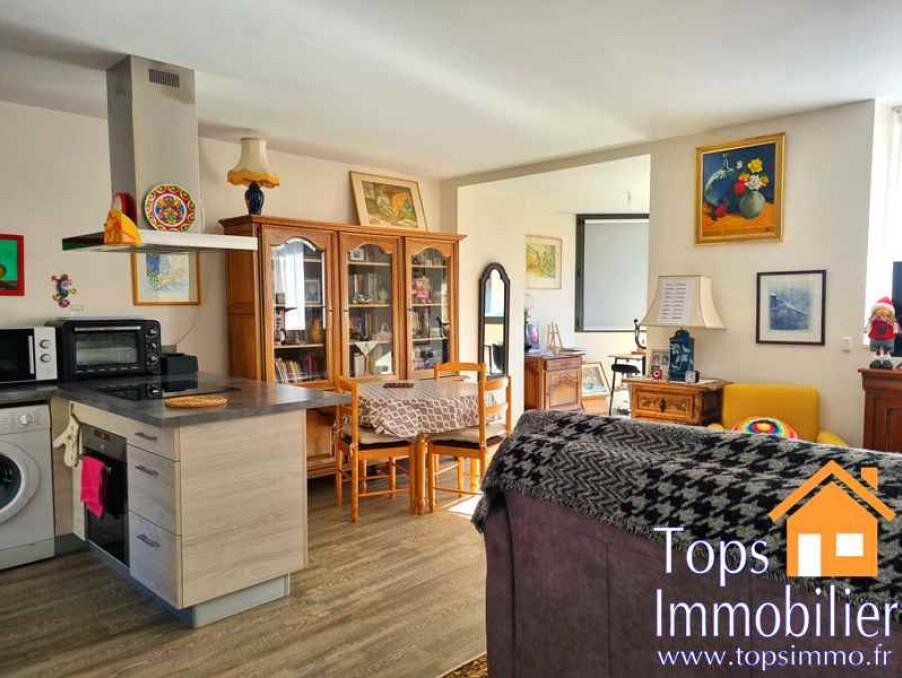 Three bedroom flat with parking - Luxury senior residence - Town centre
