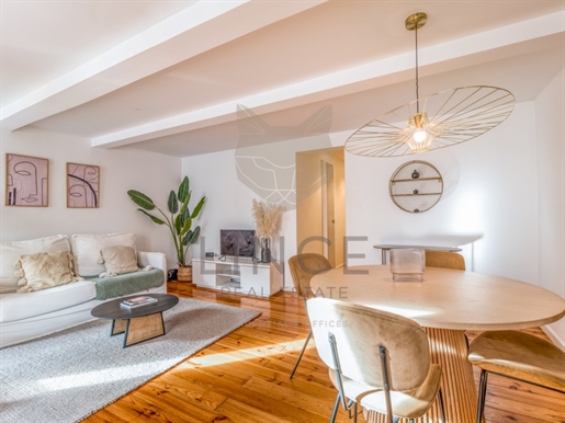 Charming fully remodeled 1 bedroom apartment in Lapa