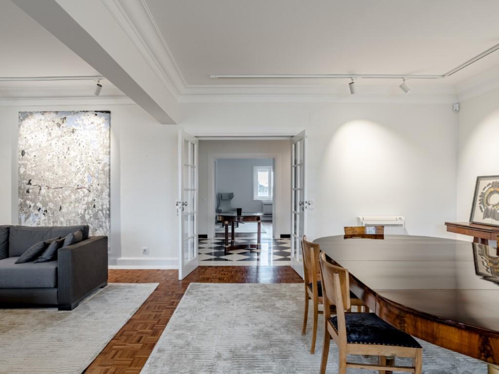 Purchase: Apartment (1200-667)