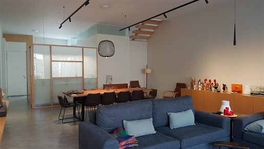 Brand new three-bedroom villa, North Matosinhos