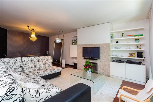 Two-Bedroom apartment, Bessa Leite, Porto