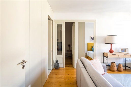 1 Bedroom + 1 Apartment Downtown Porto - Renovated