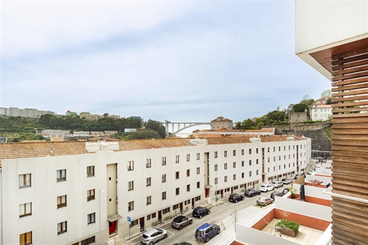 Apartamento de 3 habitaciones en Oporto