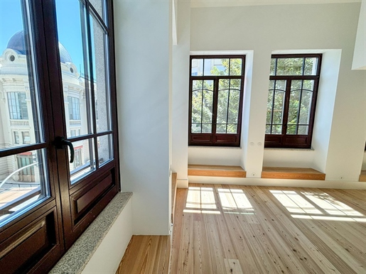 Apartamento de tres dormitorios, Baixa, Oporto