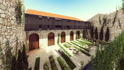 Building with Pip Submitted in Vila Nova de Gaia