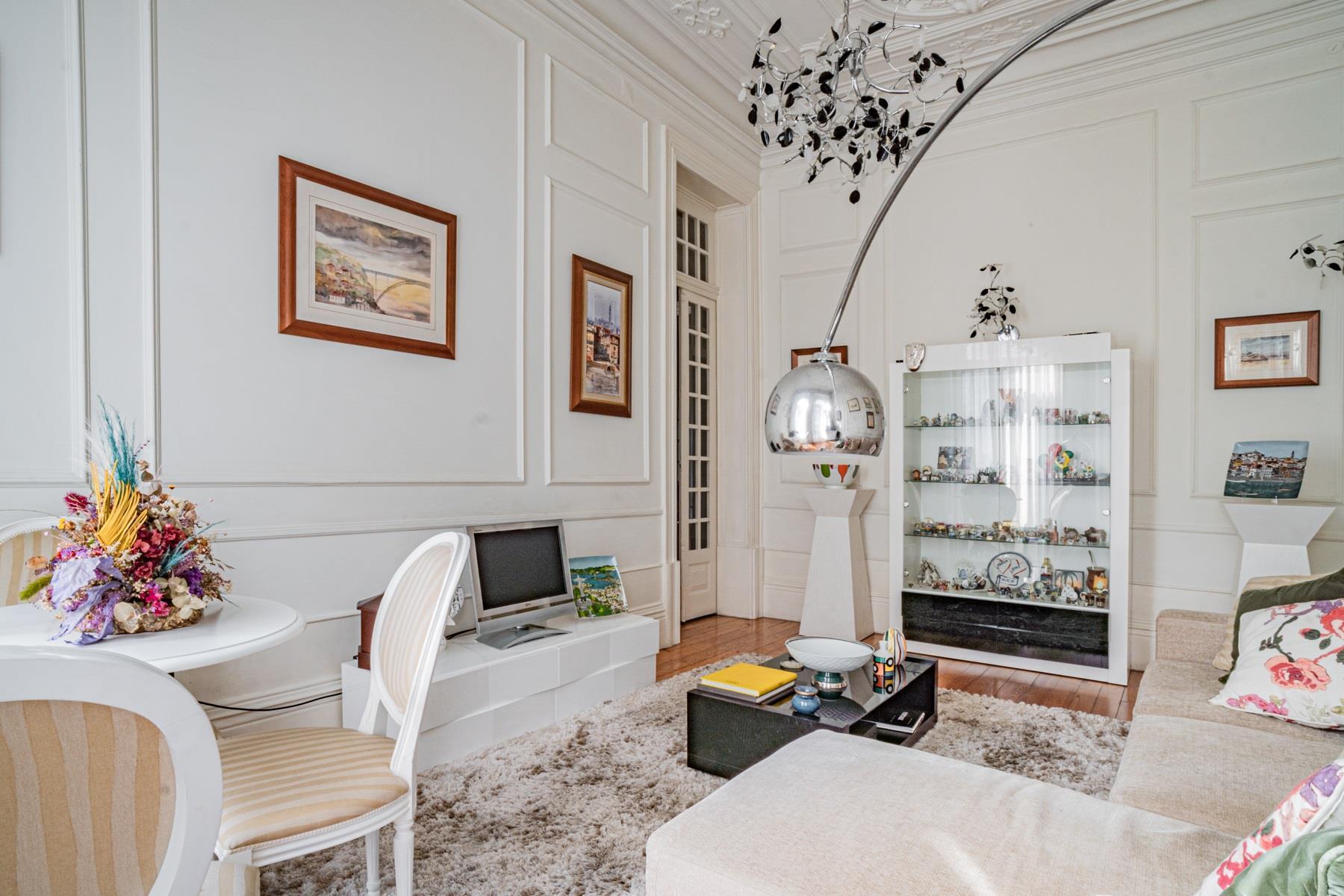 Classified Mansion in the Center of Porto