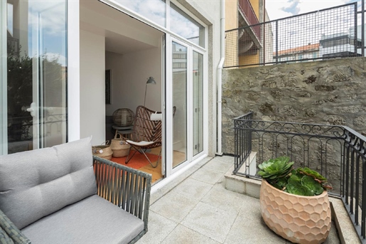 2-Bedroom apartment in the heart of the Porto